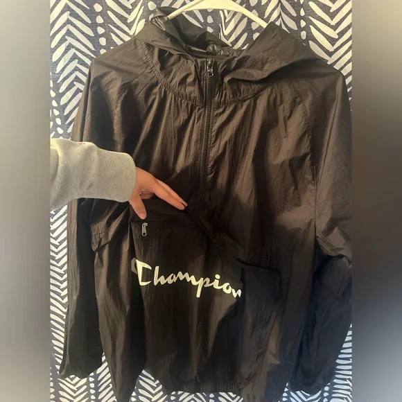 Champion Black Pullover Jacket - Picture 4 of 5